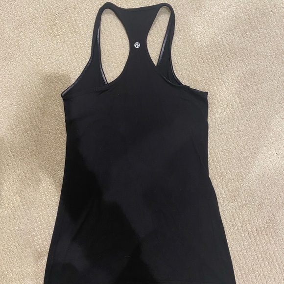 Lululemon Active Tank in Black - Picture 1 of 3